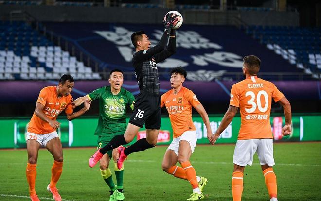 大巴黎本轮联赛大名单：努诺·门德斯回归，小将博利再次入选（巴黎圣日耳曼本轮联赛名单：努诺-门德斯复出，博利再度入选）