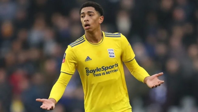 2025／26赛季英超：掌控了比赛却没能赢球！曼联1-1西汉姆联（2025／26赛季英超：曼联占尽优势仍未取三分，1-1战平西汉姆联）