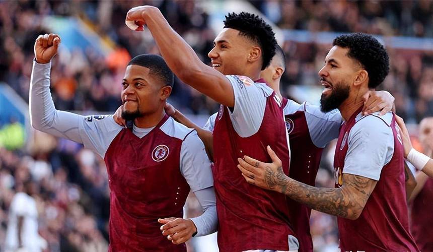 欧冠积分榜分析：小组晋级形势紧张,（欧冠形势解读：小组出线争夺白热化）