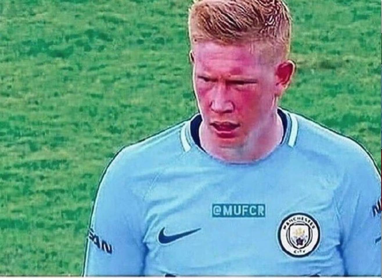 单场比赛4名效力英超球员进球，为荷兰国家队队史首次（荷兰国家队队史首次：单场四名英超球员建功）