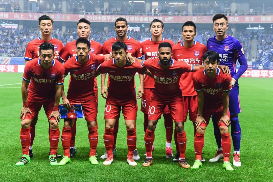 35岁之后25+次数：库里达成100次里程碑，詹姆斯领跑（35岁后25+次数榜：库里破百里程碑，詹姆斯继续领跑）