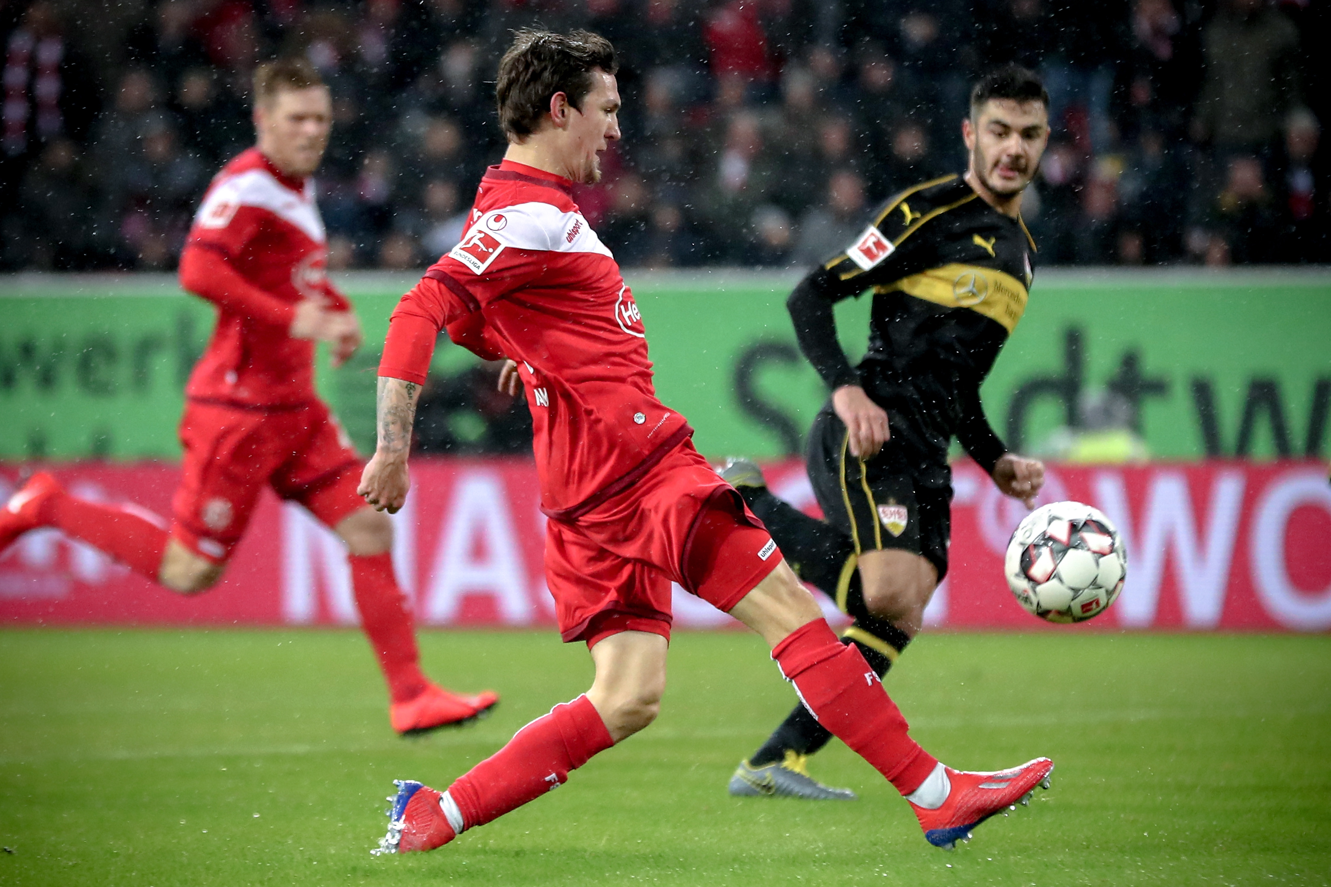 今天是北京时间2025年11月23日星期日,欢迎收看早报！