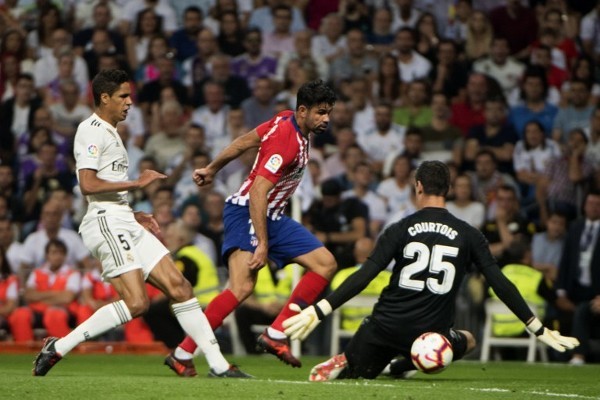 欧战连场破门，卡利穆恩多成为诺丁汉森林近42年第一人（卡利穆恩多欧战连场建功，成诺丁汉森林42年来首人）