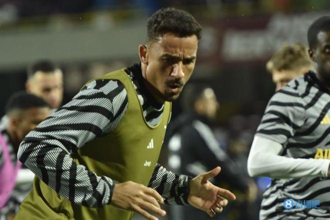 阿斯：佩德里和拉菲尼亚是巴萨所有问题的解药