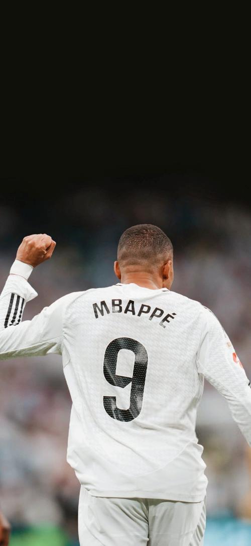 Shams：富保罗已告知独行侠，若不承诺与浓眉续约就交易他（Shams：富保罗向独行侠表态，不承诺与浓眉续约就将他交易）